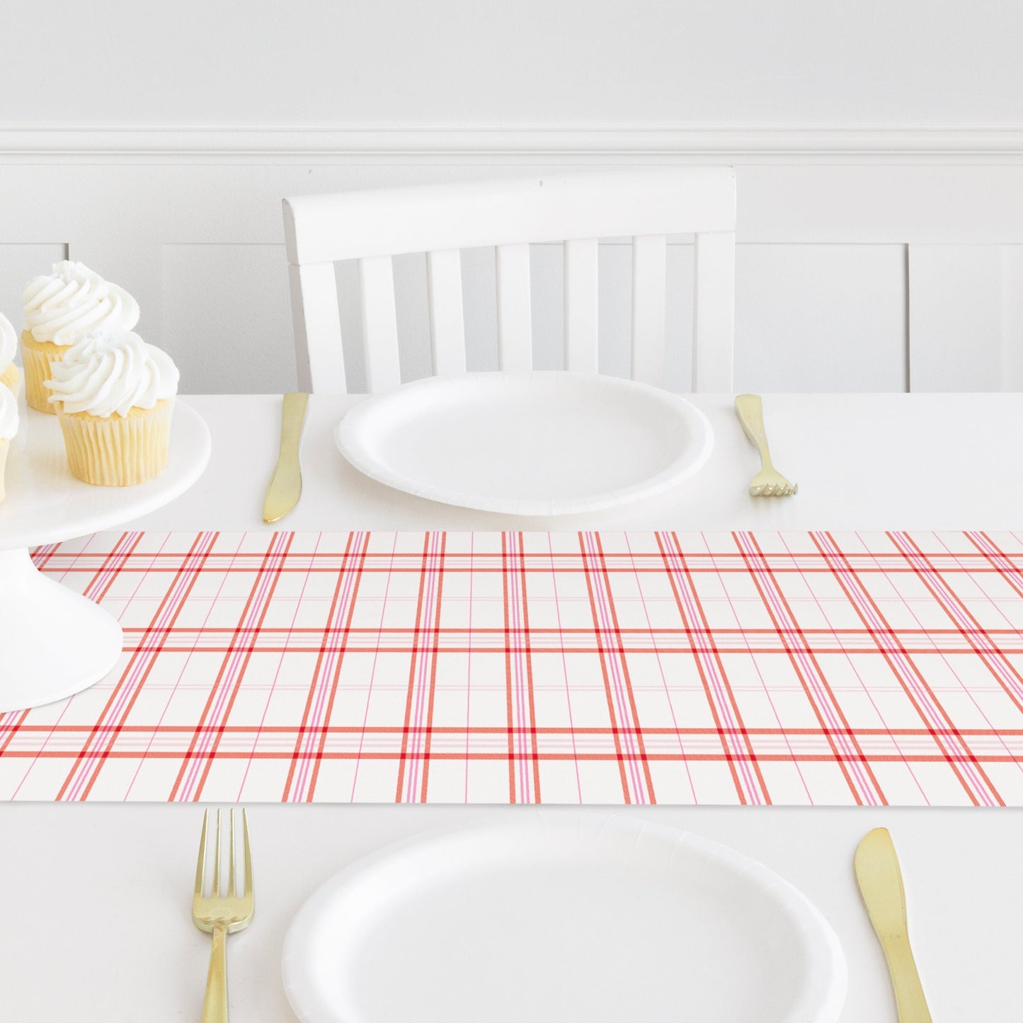 Elegant Valentine Plaid Paper Table Runner